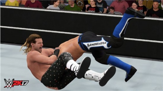 WWE 2017最新一期 6月10日，热血与荣耀的碰撞