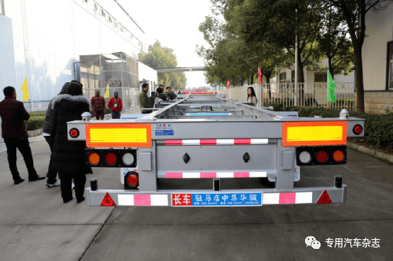 中集华骏轻量最新挂车，革新引领，轻载未来