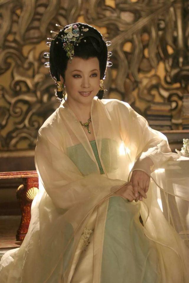 财经 第32页