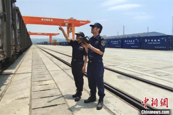 港欧东方花园最新情况概述